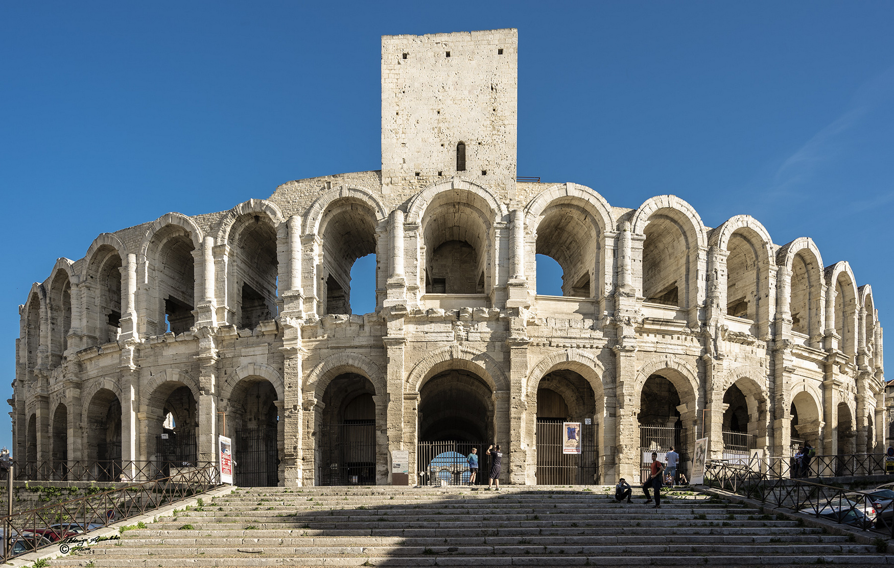 L'arena di Arles"