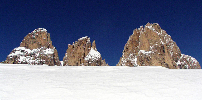 splendore delle Dolomiti d'inverno