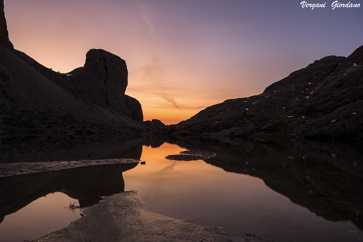 Tramonto al lago di Antermoia