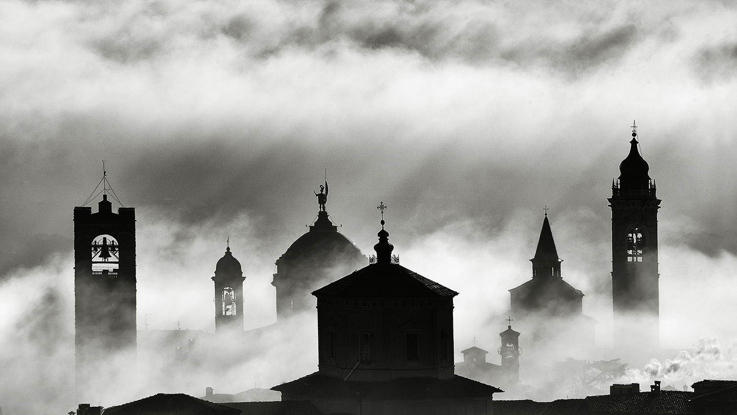 Il risveglio di Bergamo Alta