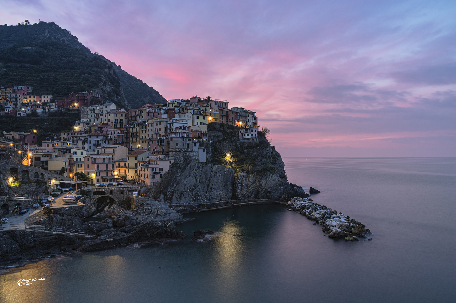 Manarola all'alba.