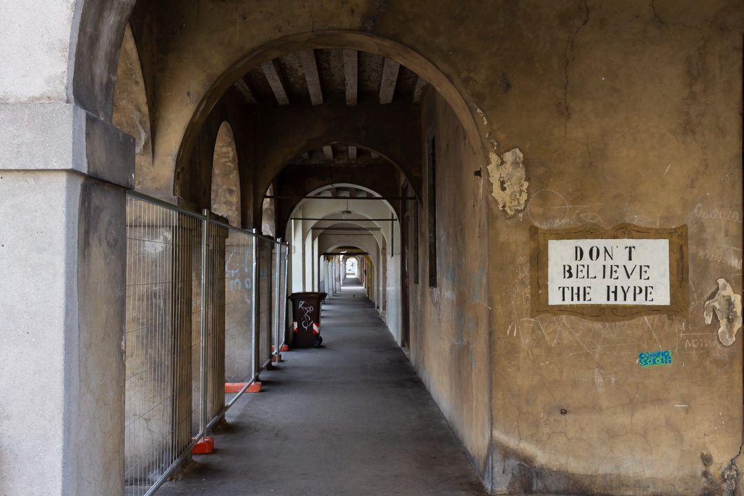 Non credere a quello che vedi in giro