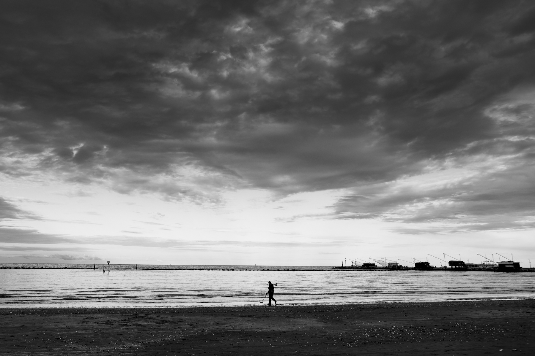 Il mondo � piccolo, ma l'uomo ancor di pi�