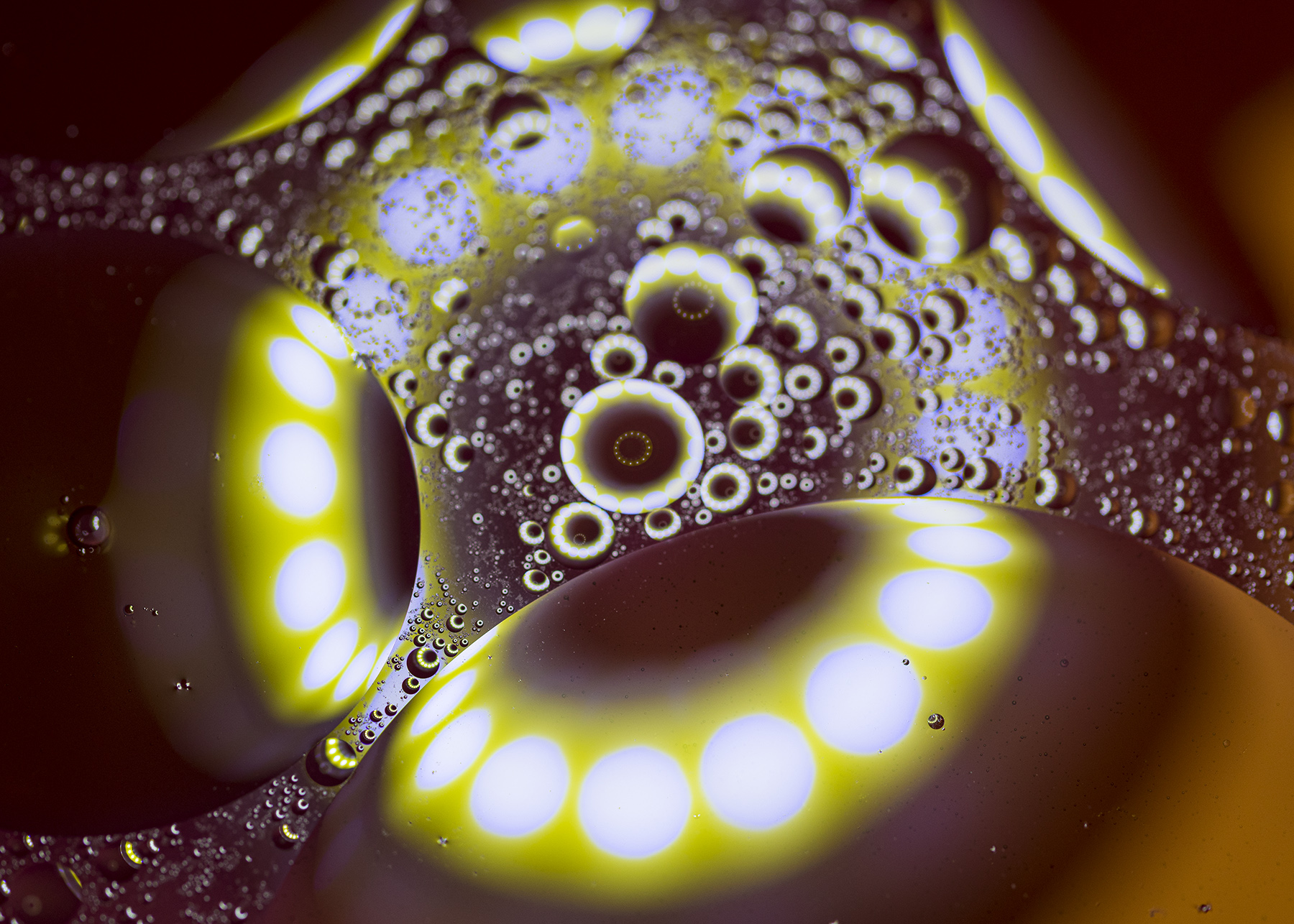 OilDrops_Home_Apr2020