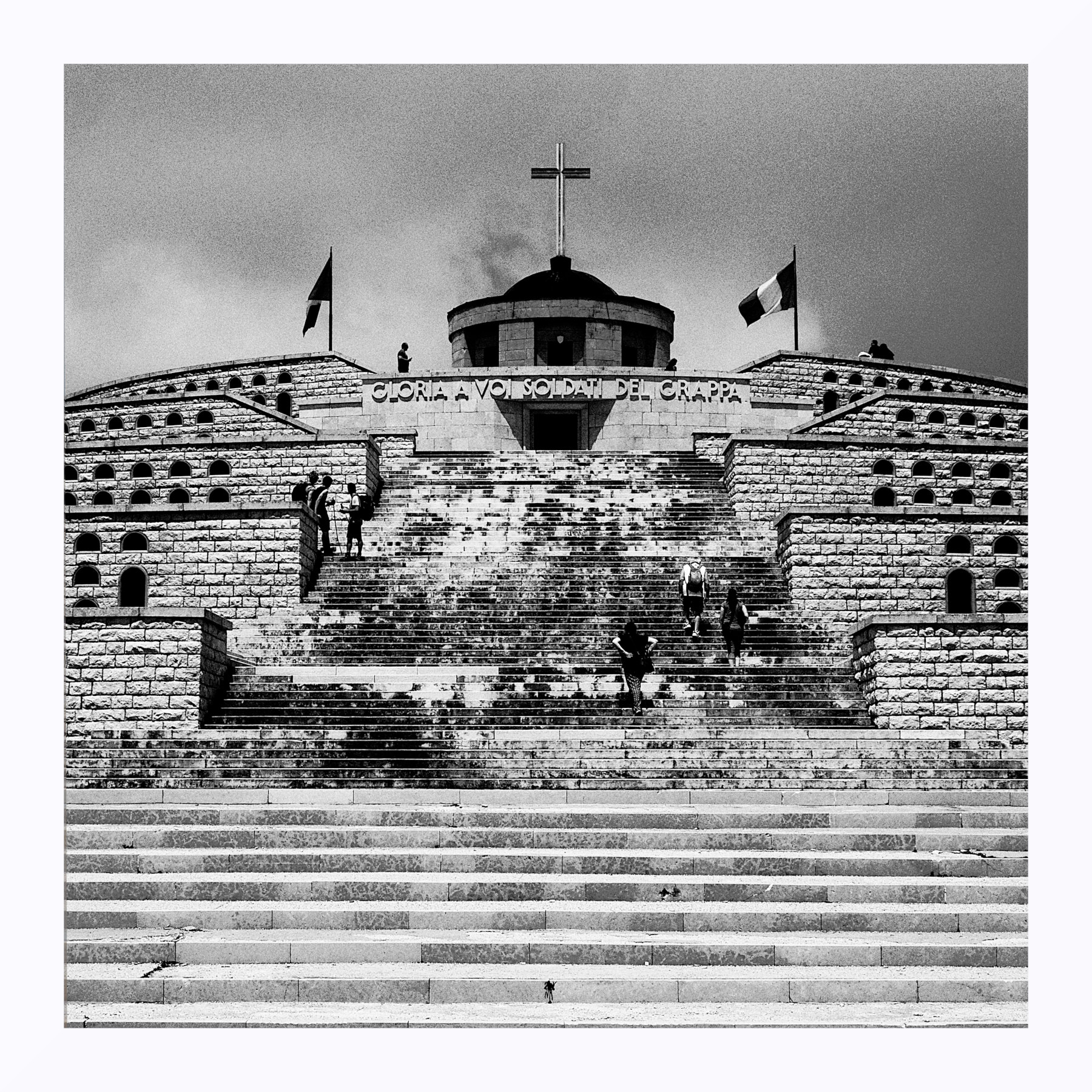 Gloria a voi soldati del Grappa