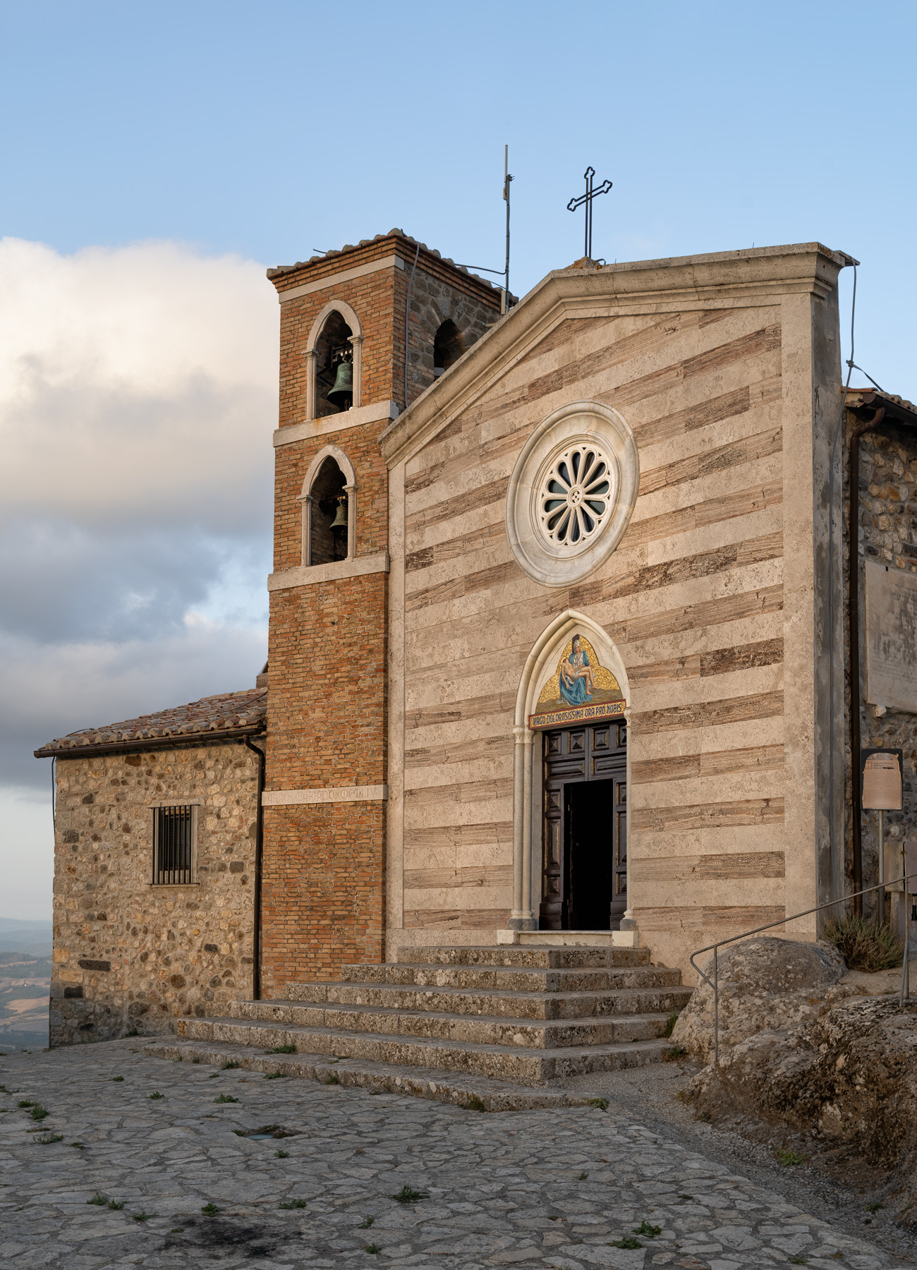 Santuario Madonna della Rocca
