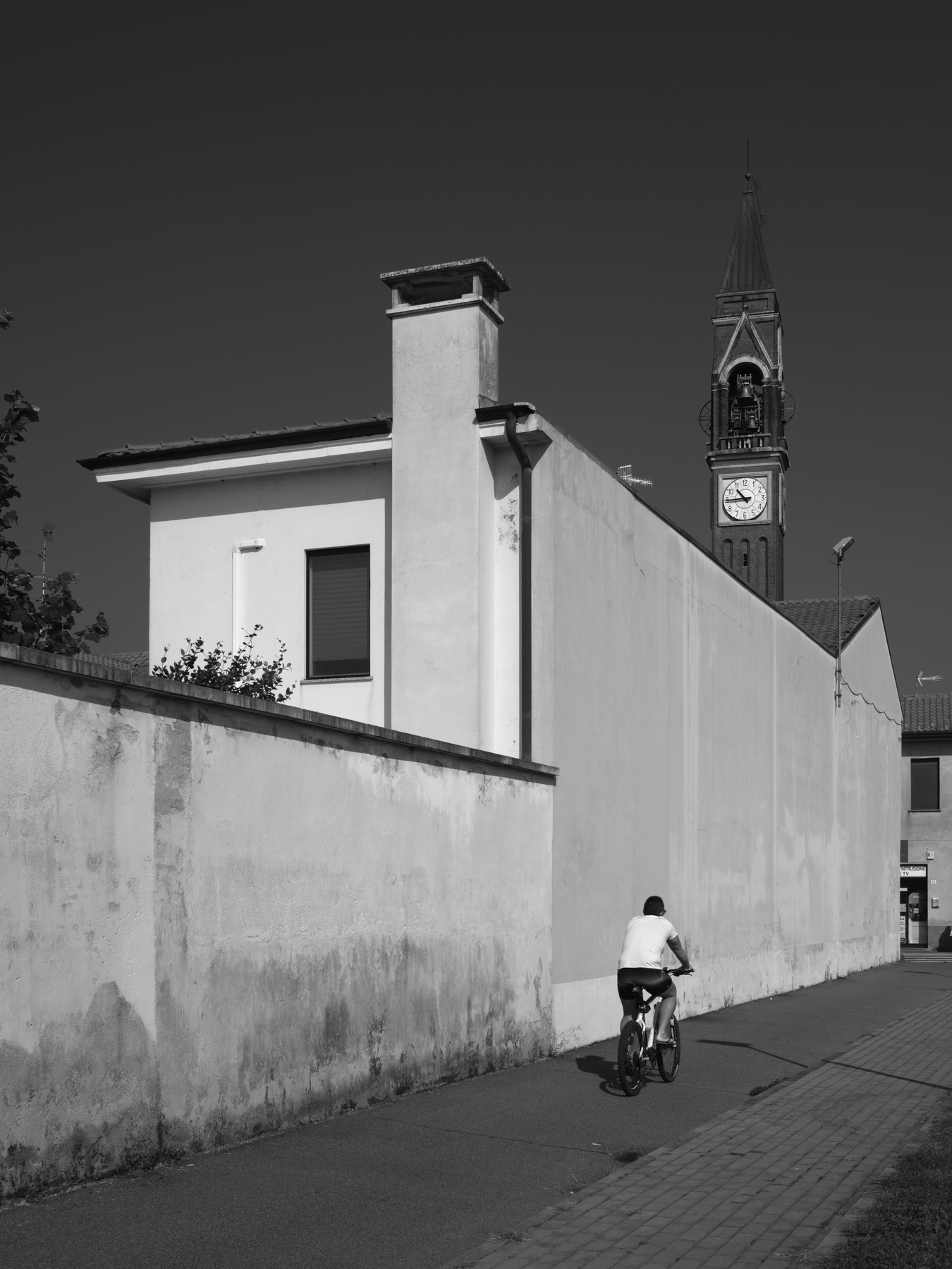 Undici meno un quarto