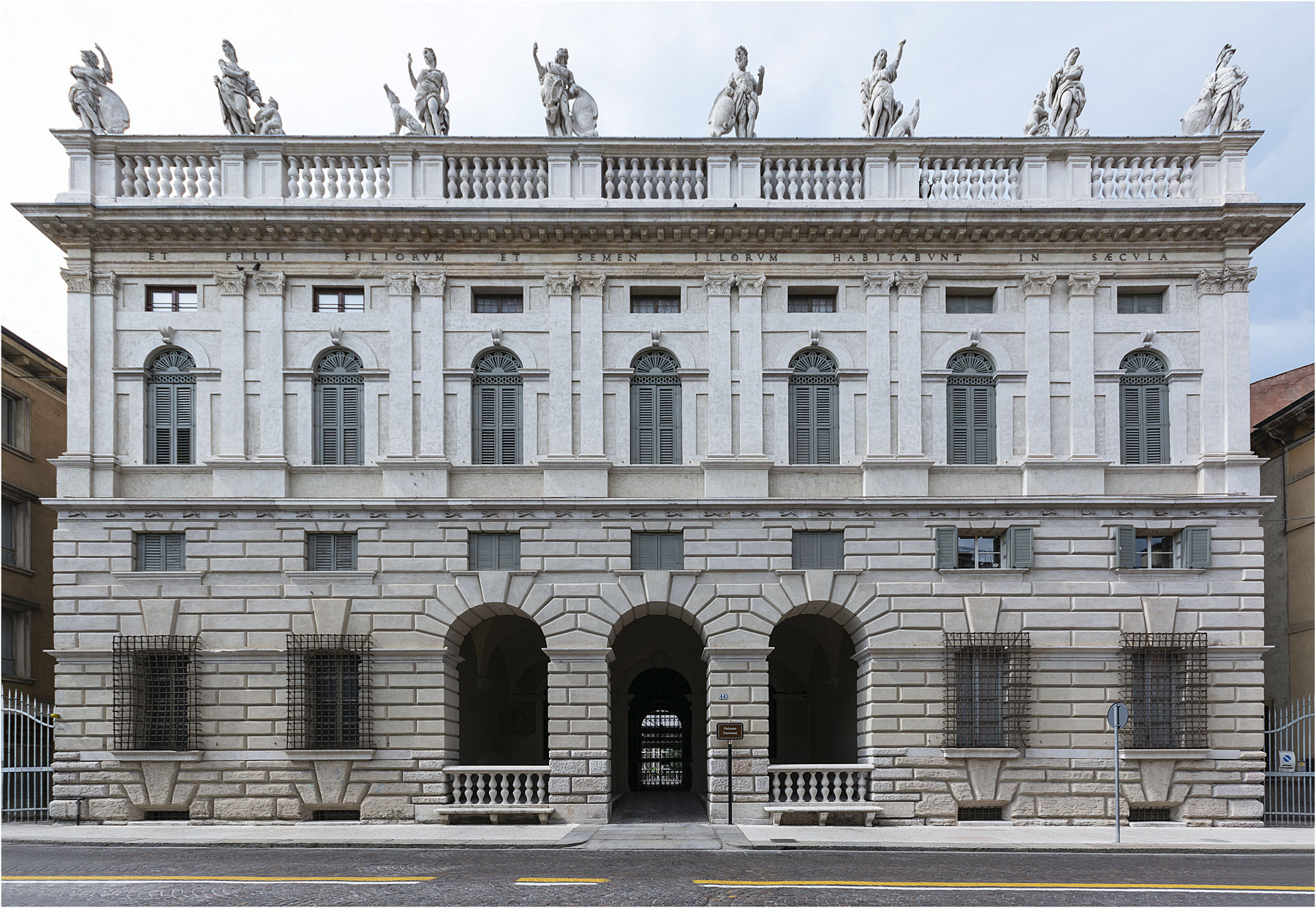 Verona, Palazzo Canossa