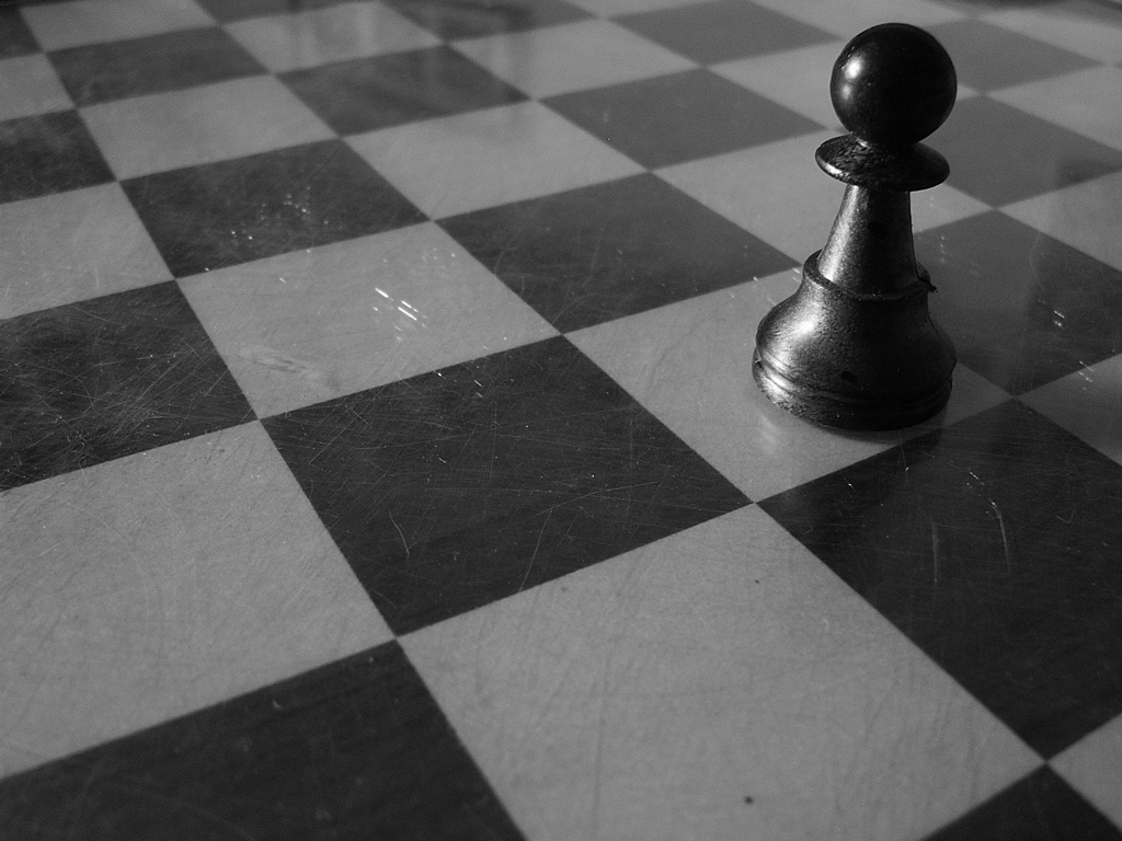 eutropia - scacchiera vuota