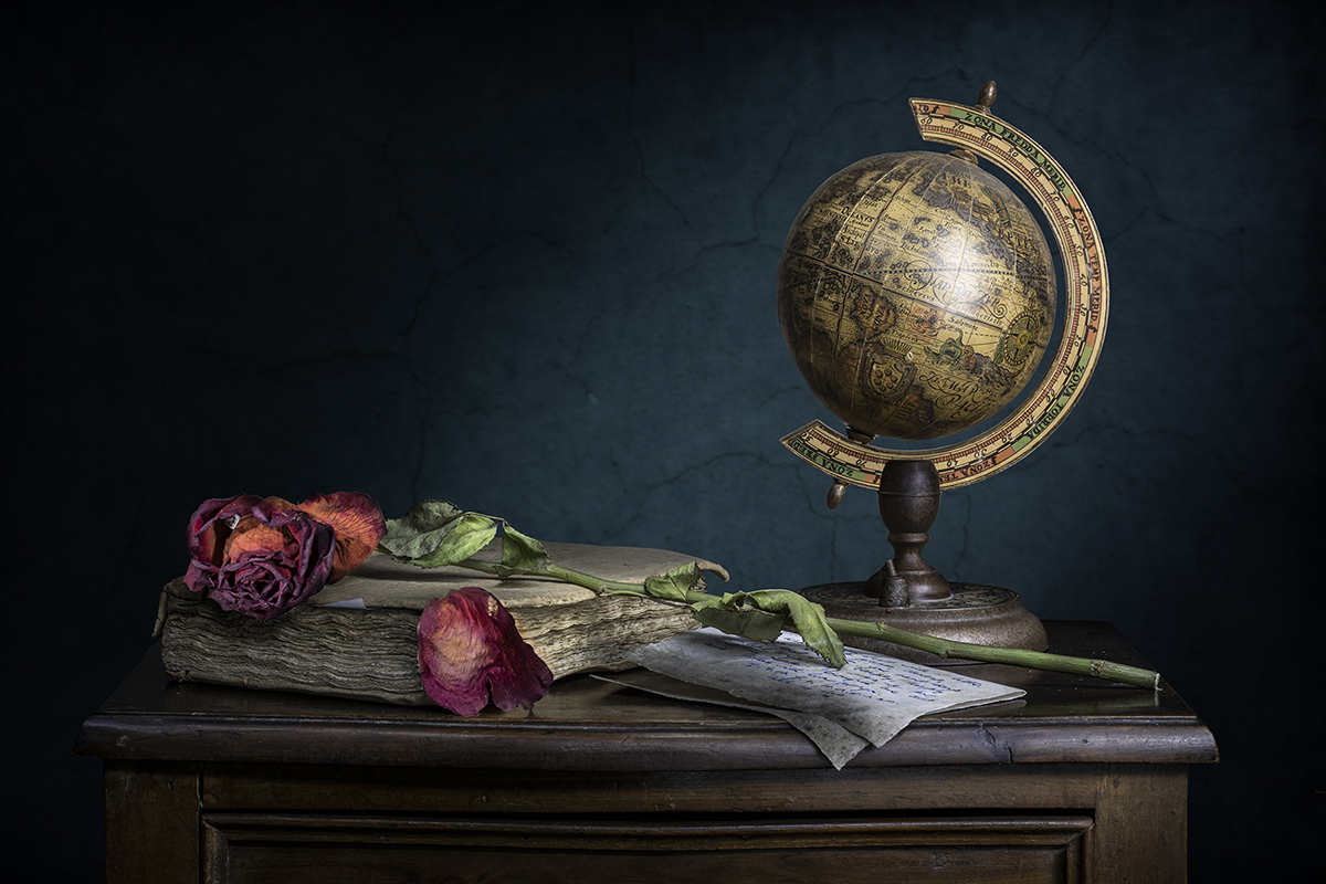 La rosa e il mappamondo