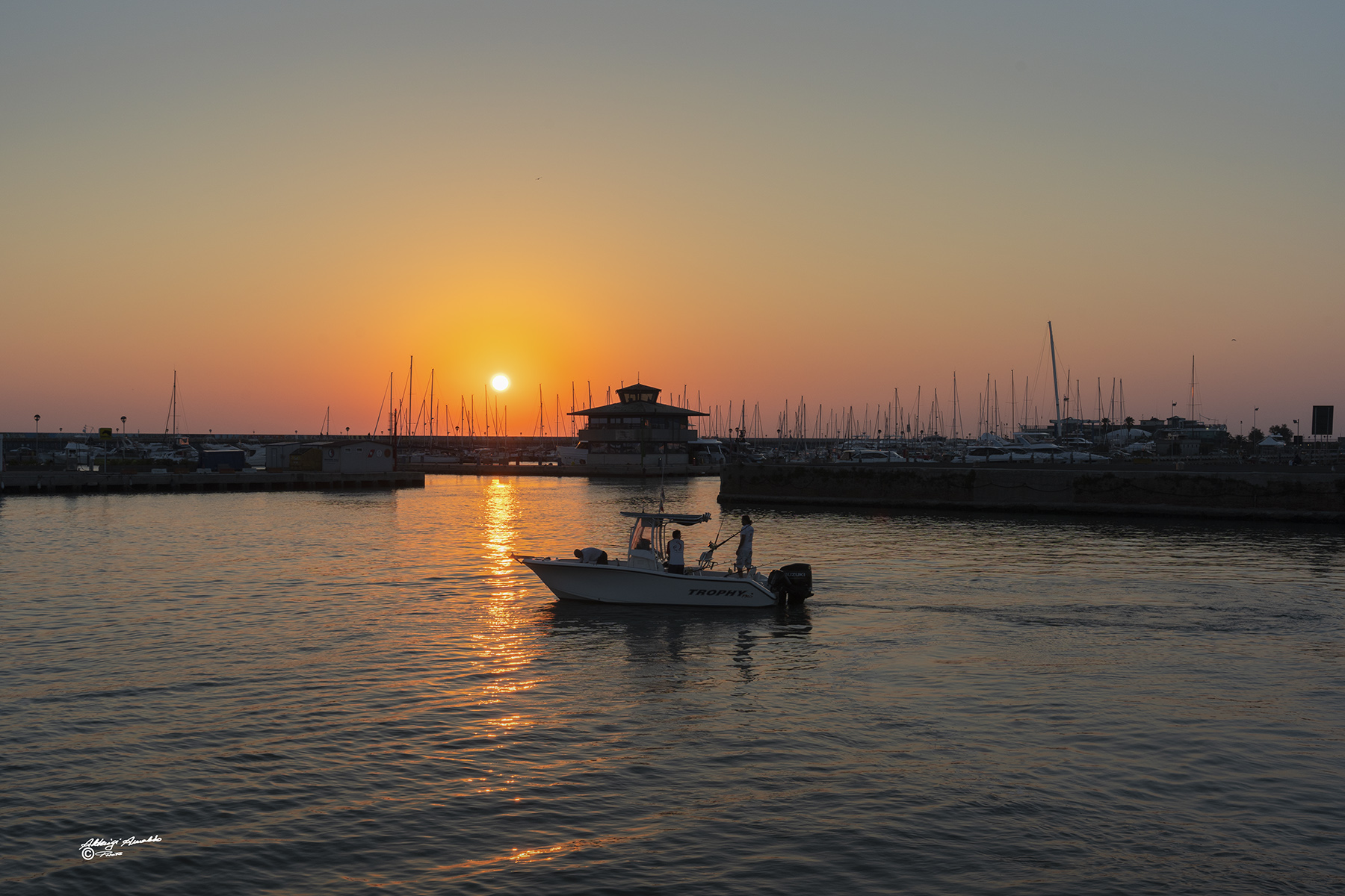 Partenza per una battuta di pesca..