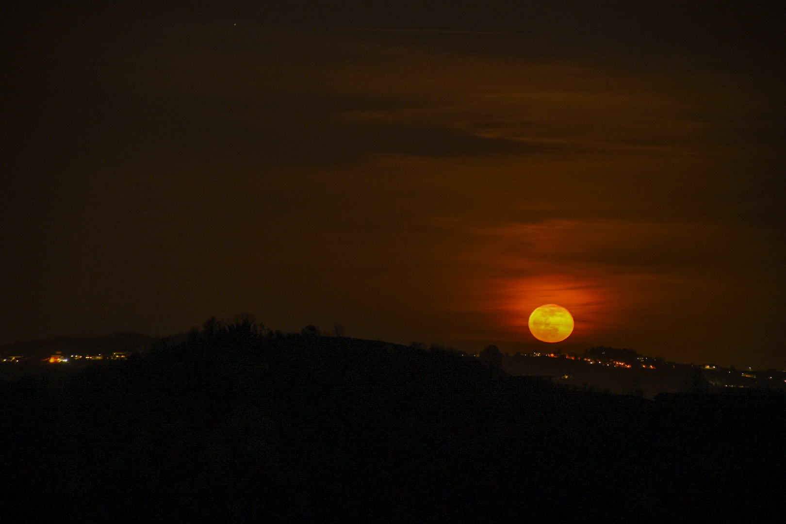 Ieri sera, la luna piena....