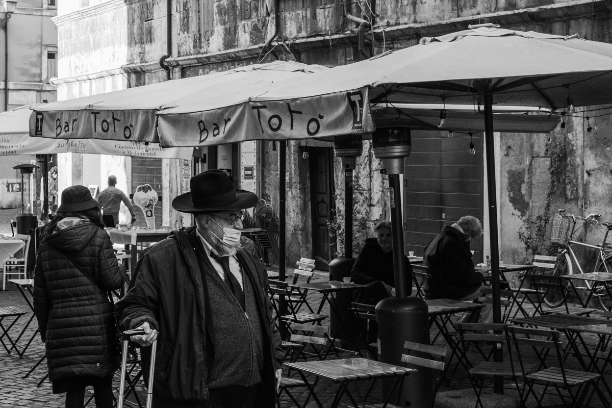 bar tot� al ghetto