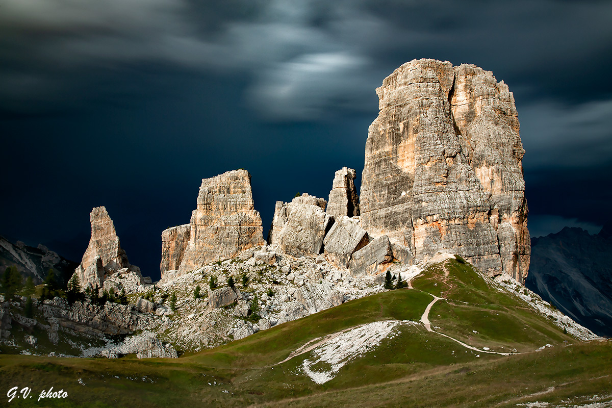 Nubi minacciose sulle 5 Torri