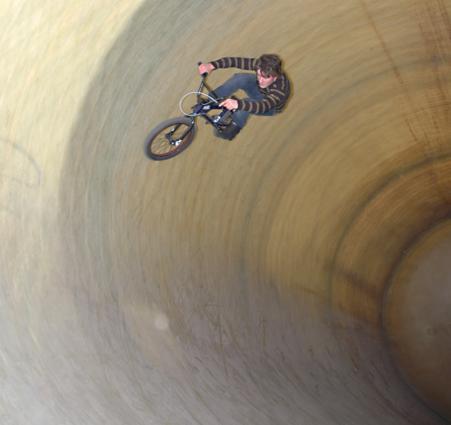 bmx full pipe2