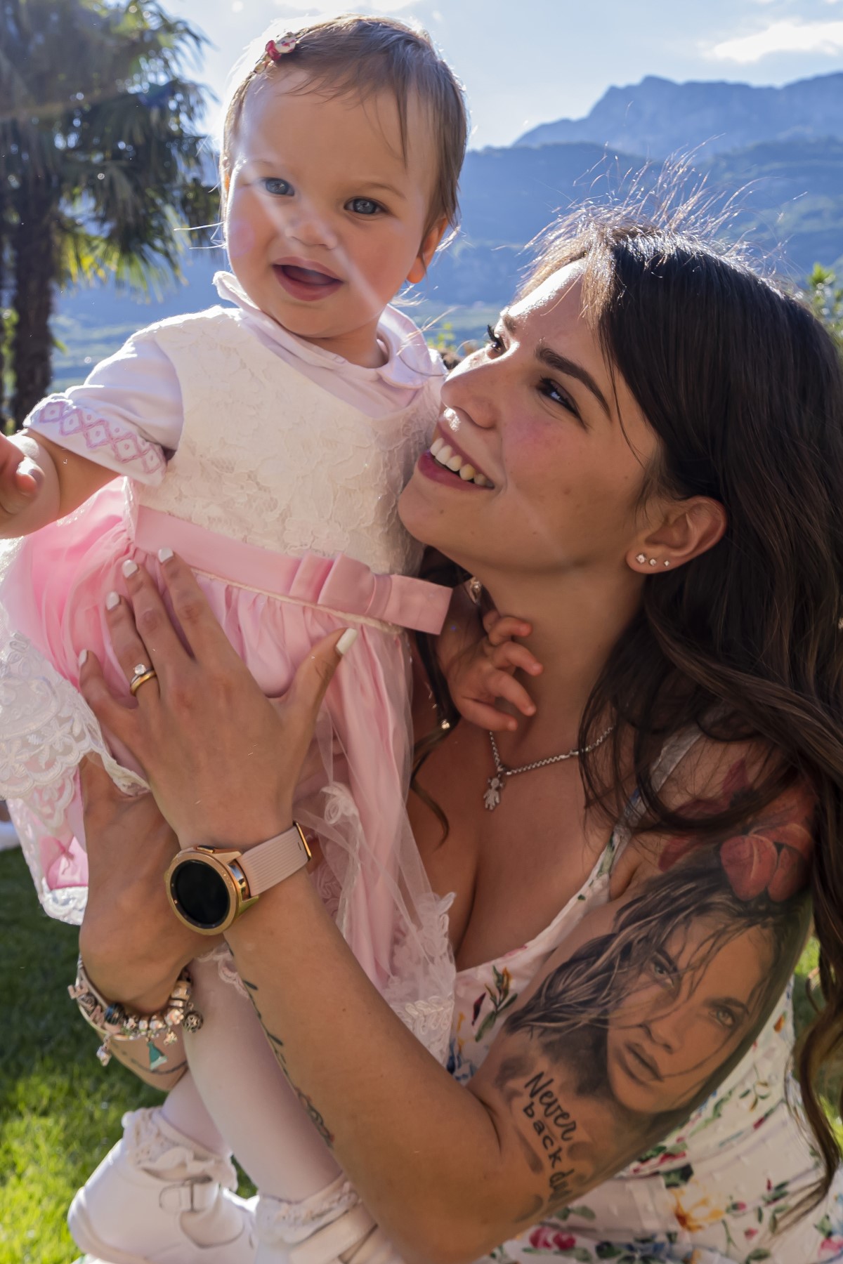 Un raggio di sole, Ellie.