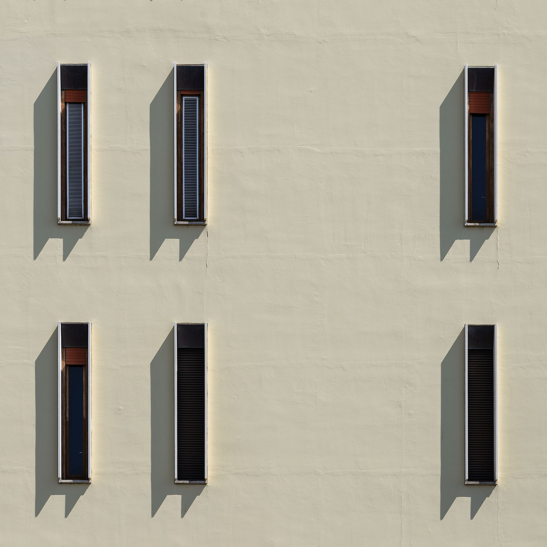 Finestre o feritoie?