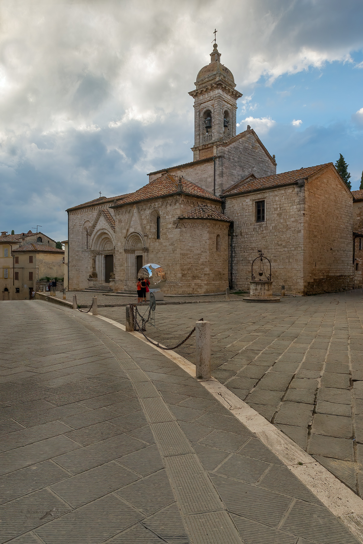 Collegiata-di-San-Quirico-d'Orcia_DSC2017