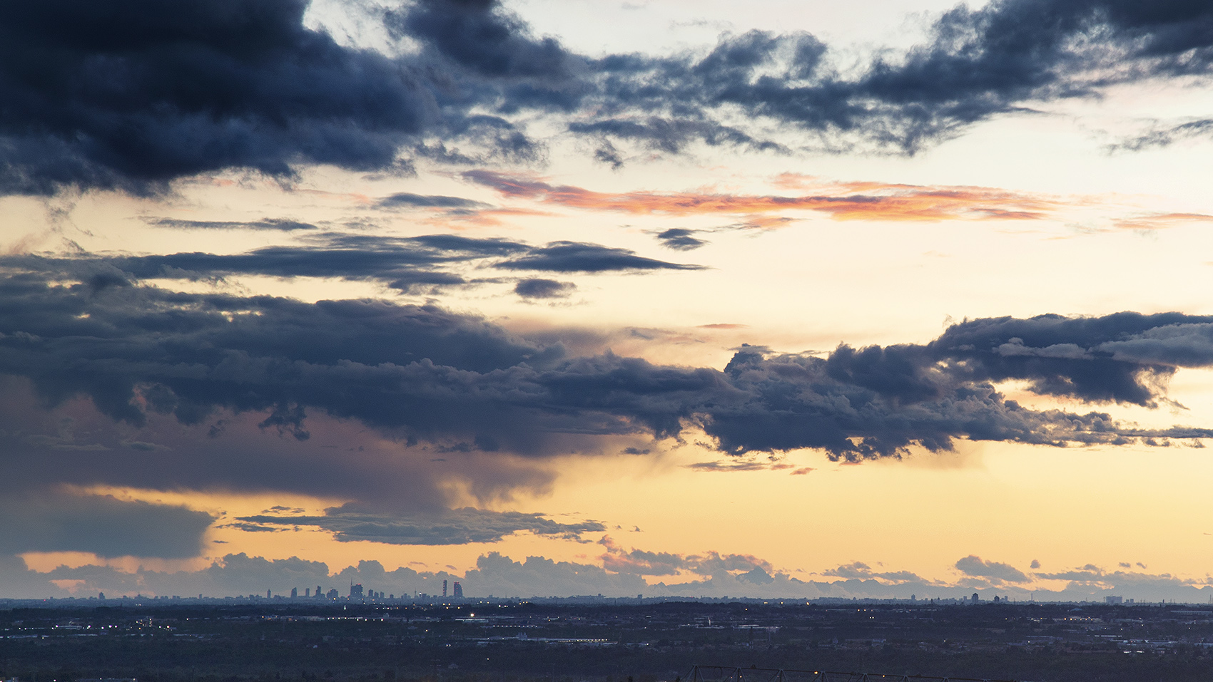Milano vista da Bergamo Alta