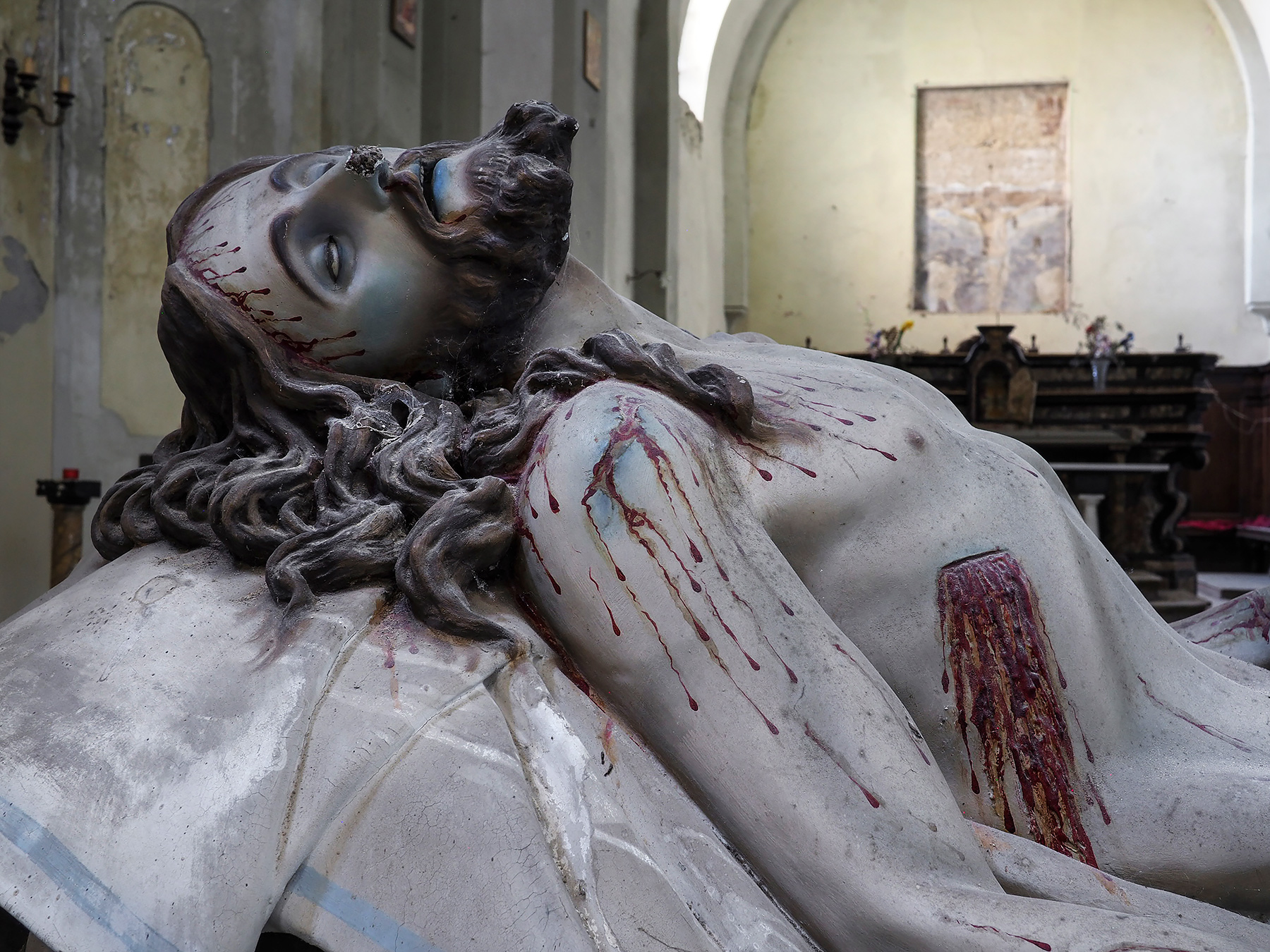 Statua Cristo deposto