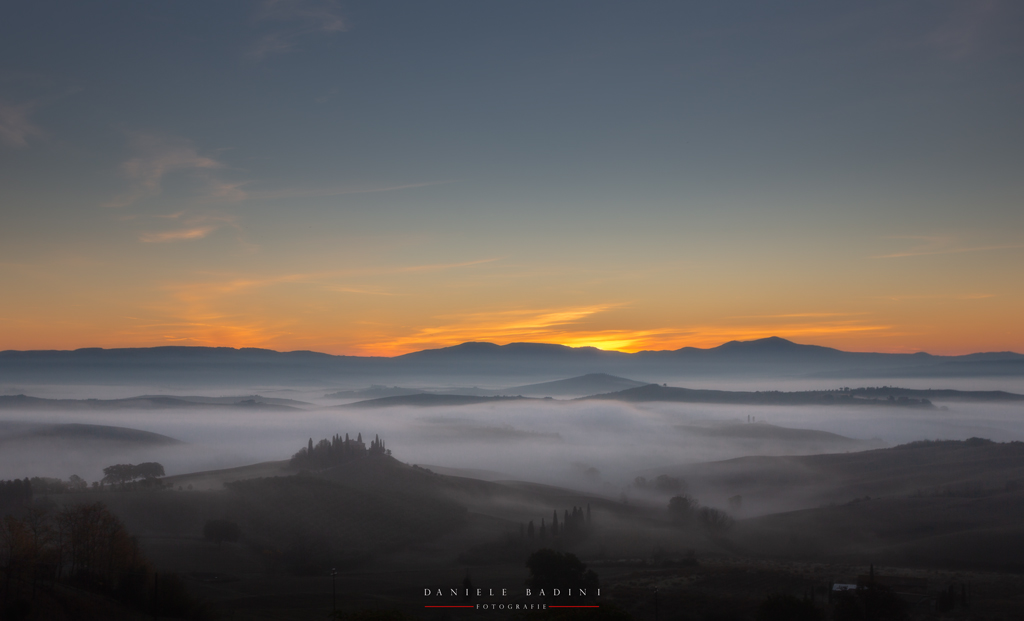 alba in Val d'Orcia