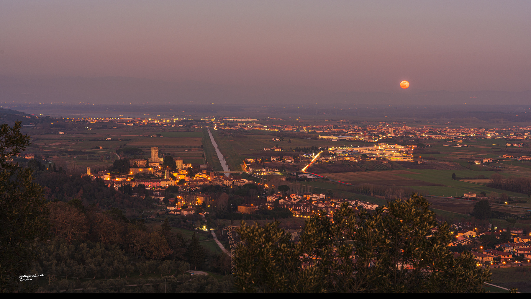 Il sorgere della Luna 18-01-2022