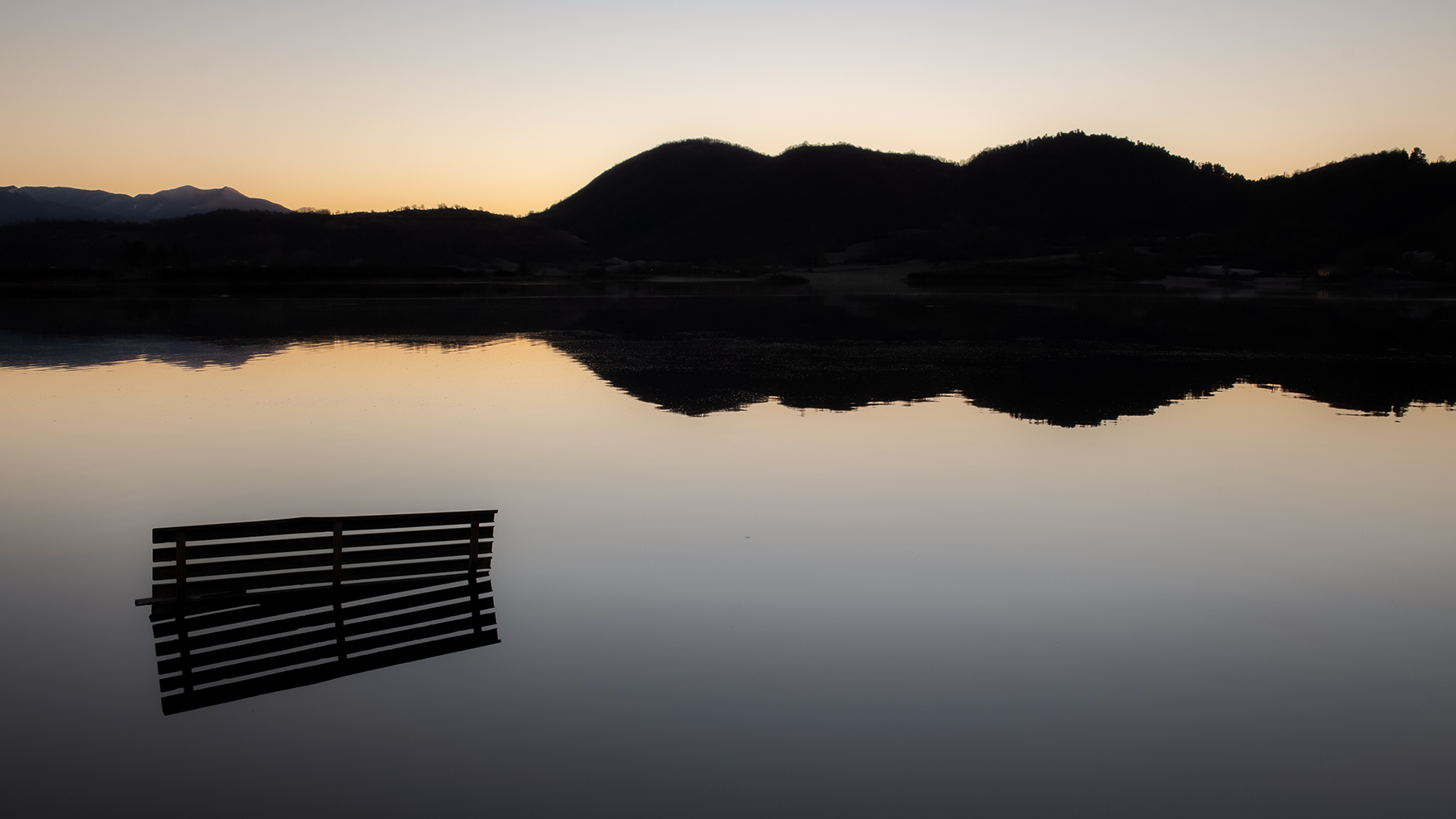 LagoCanterno_FR_Gen22_minimal