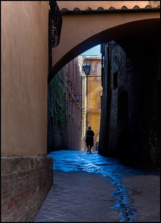 acqua in strada