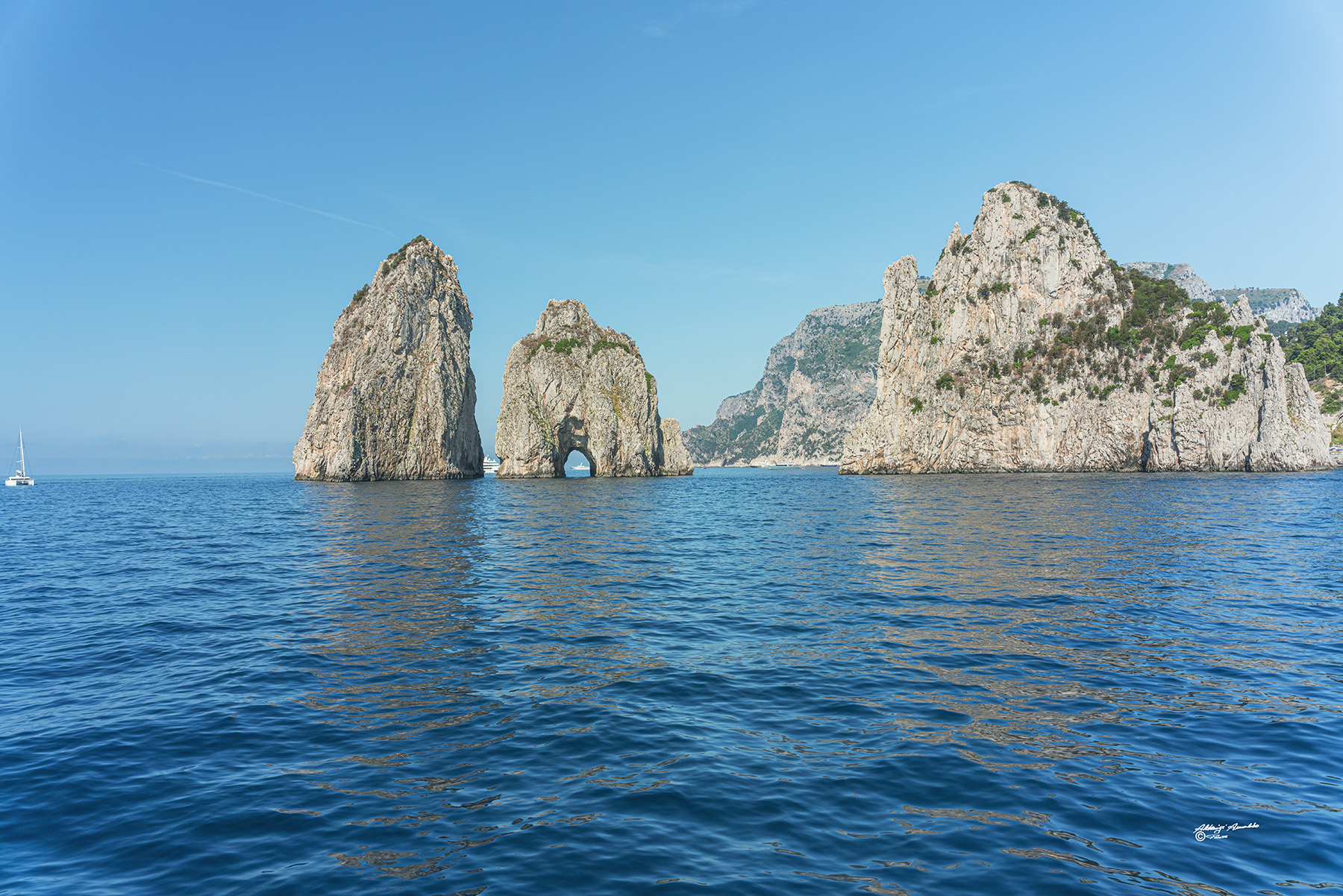 I. Faraglioni. Costiera Amalfitana