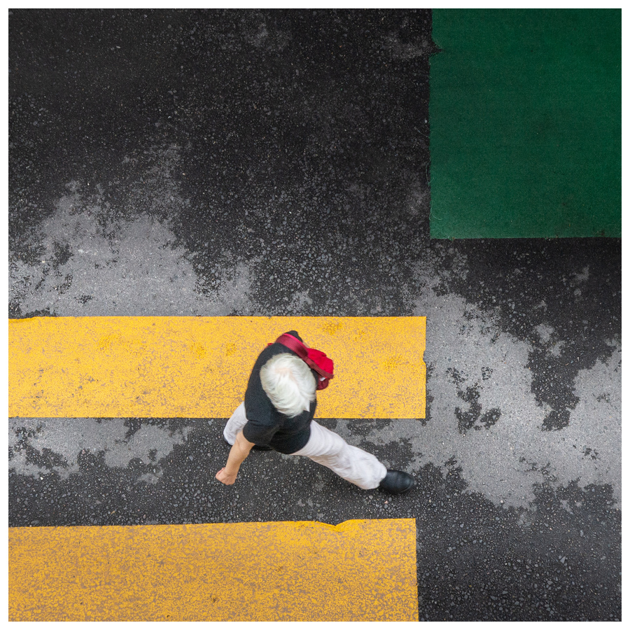 astratto con passante