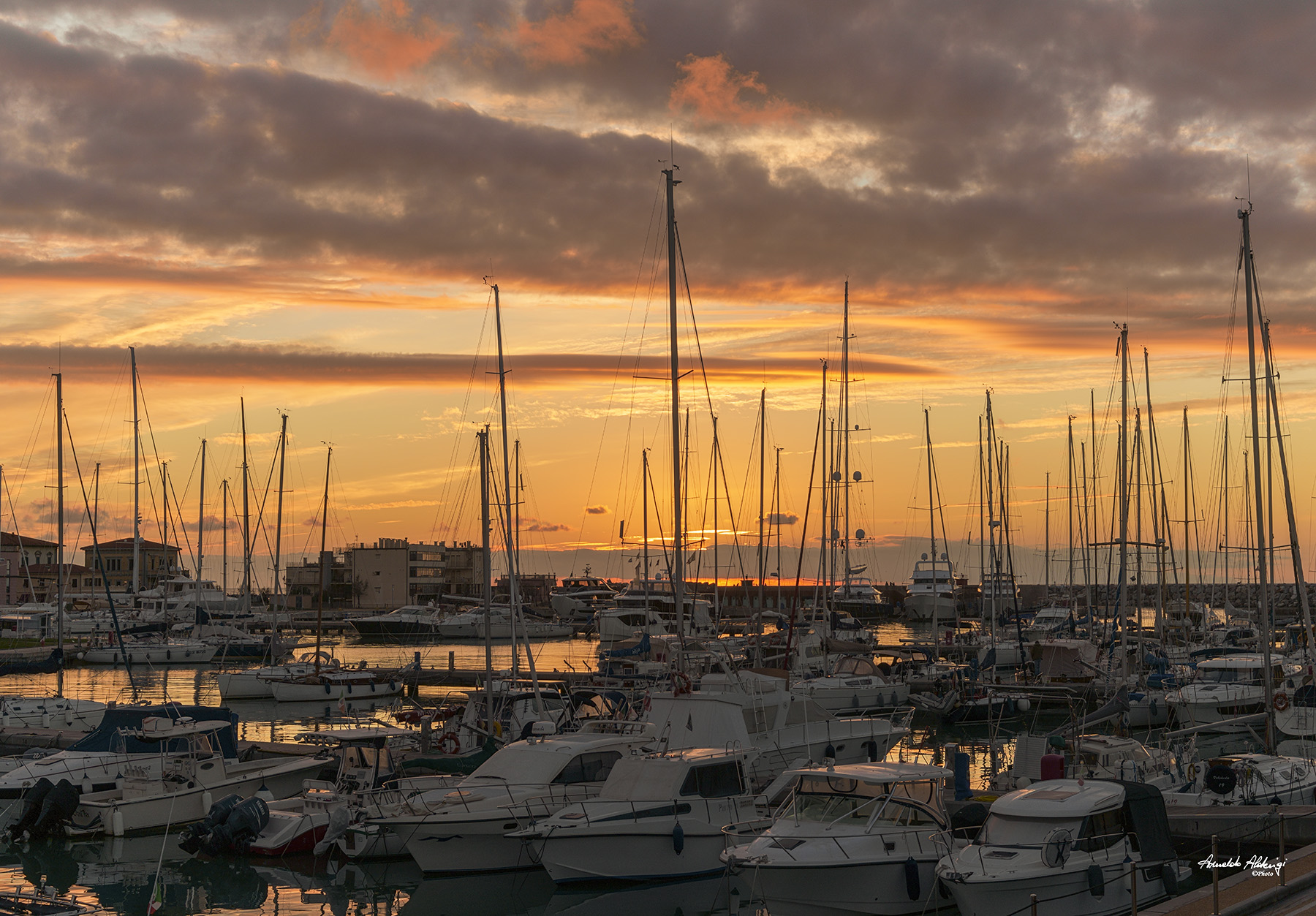 Tramonto sul porto M.di Pisa..