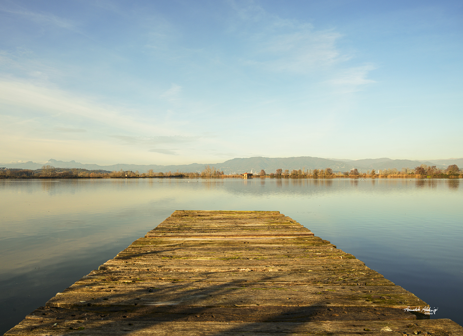 Il Pontile.. Lago  Gherardesca