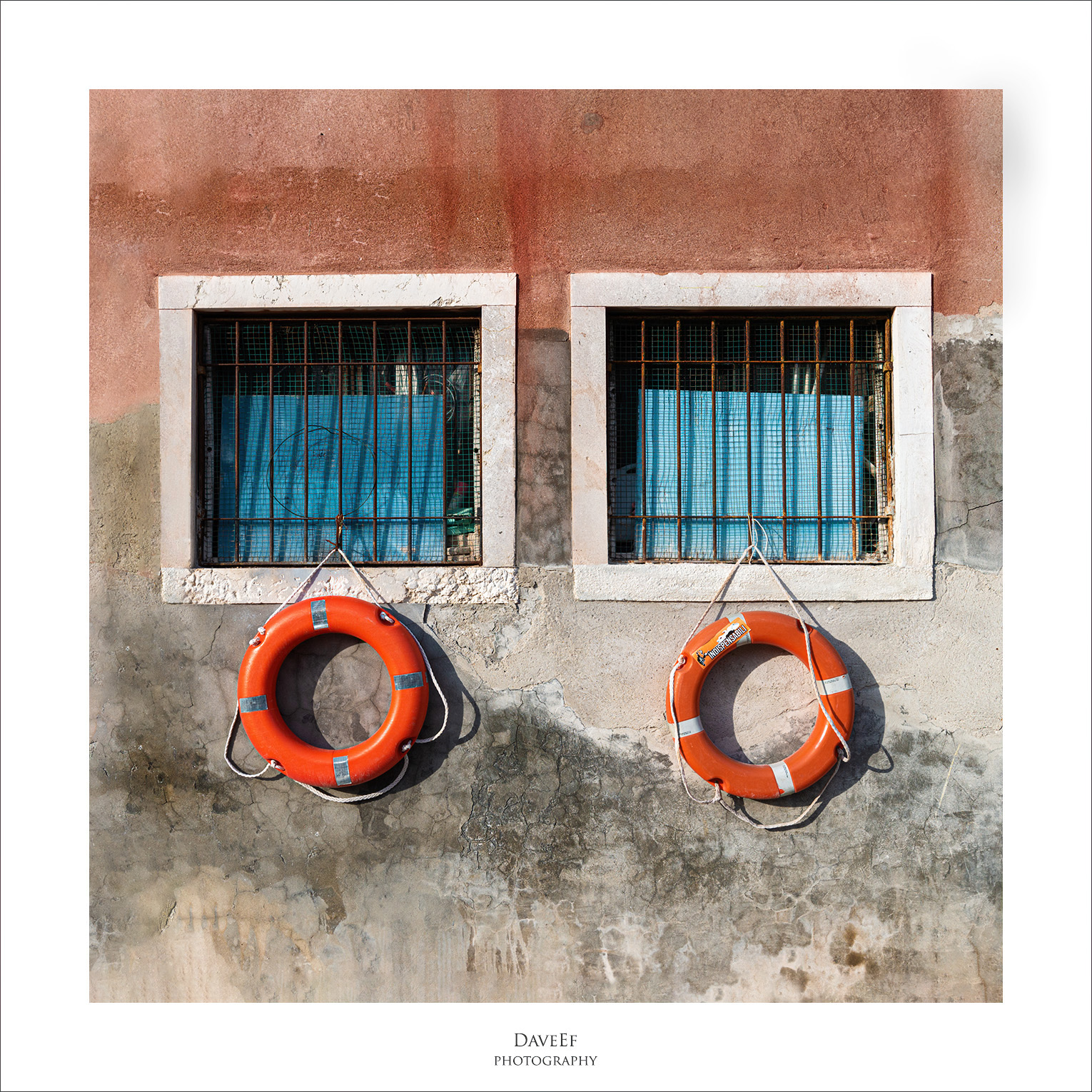 Squaring the circleS