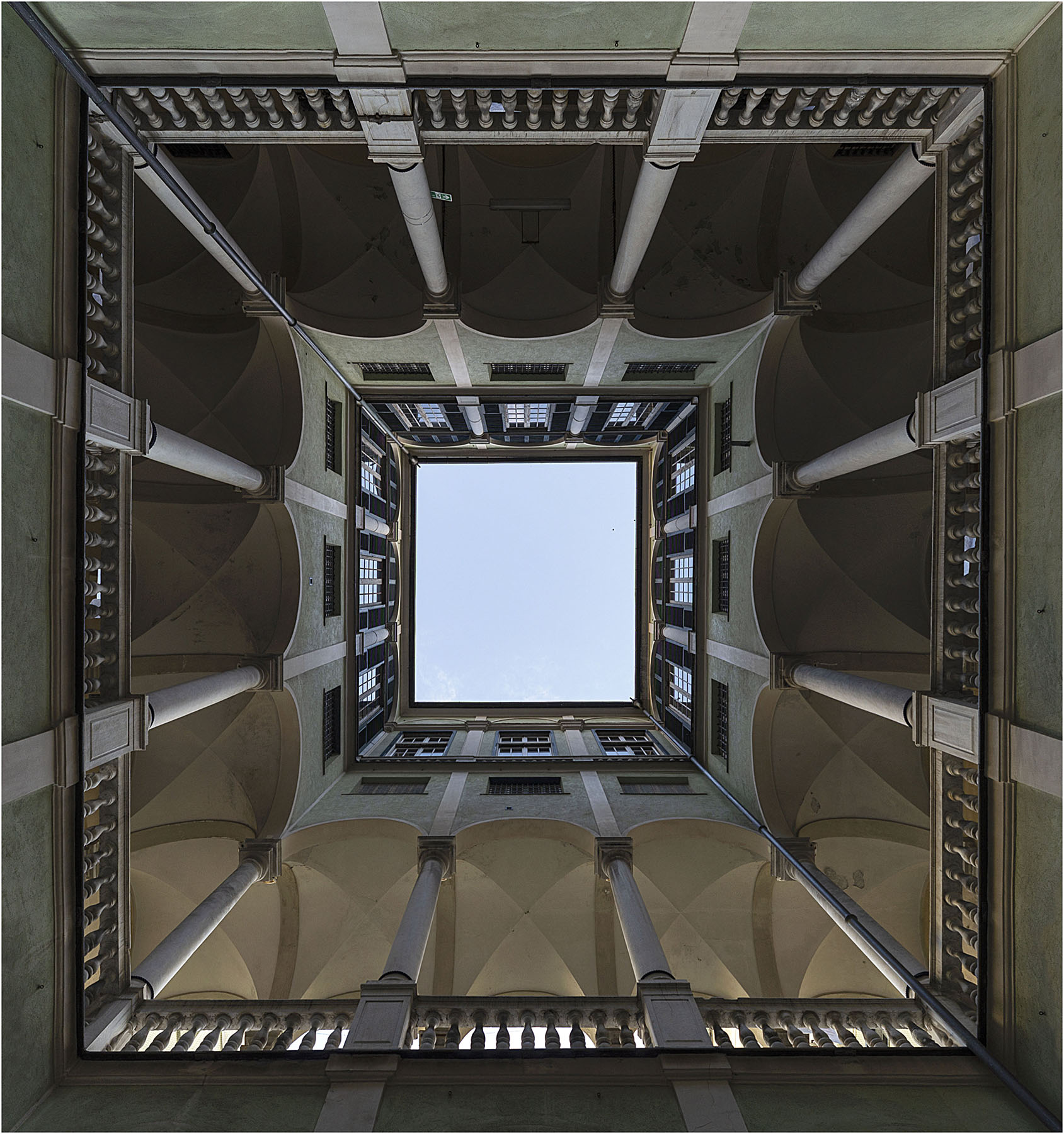 Universit�, Genova