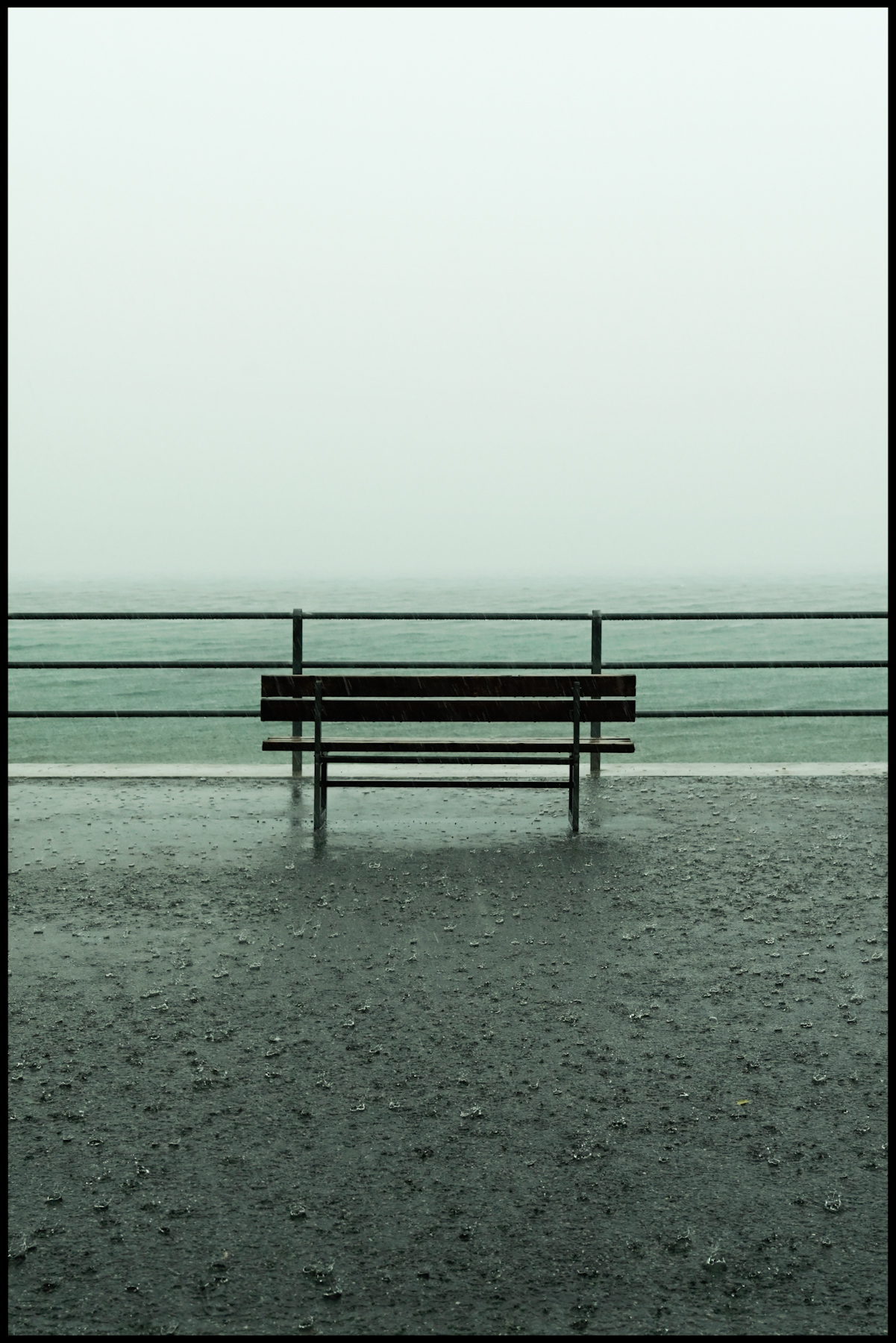 Piove (sui miei silenzi)