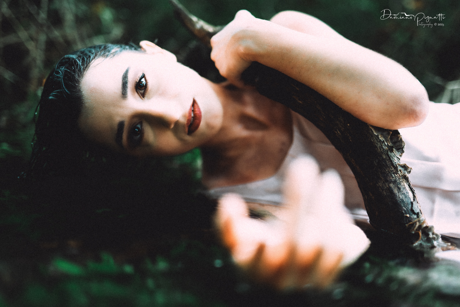 Con la pioggia dentro agli occhi...