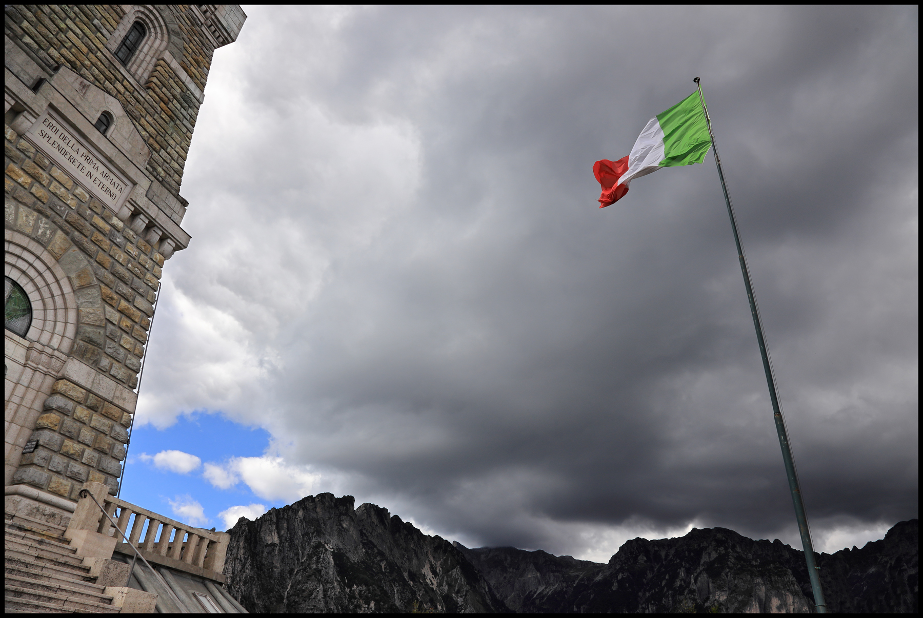 EROI DELLA PRIMA ARMATA SPLENDERETE IN ETERNO