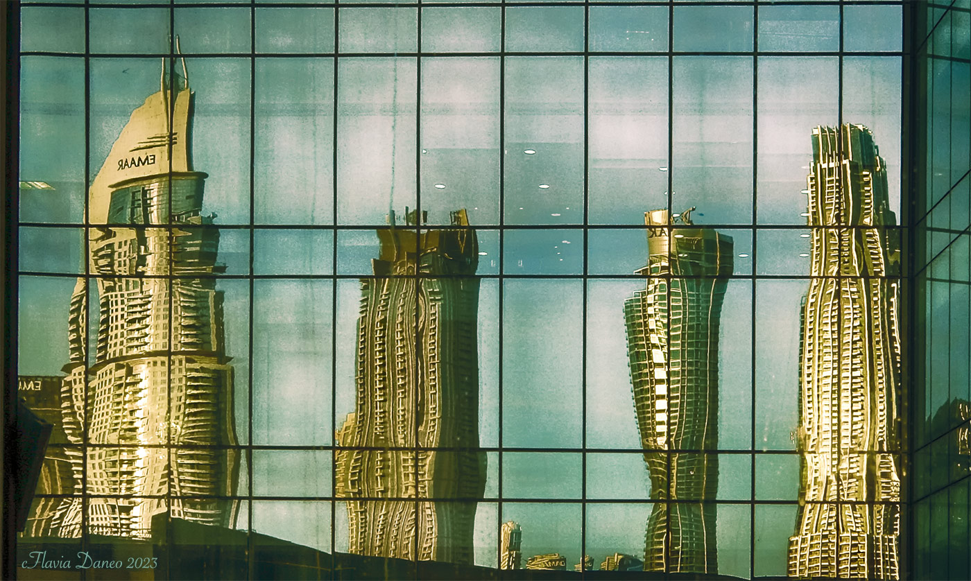 Dubai dietro al vetro