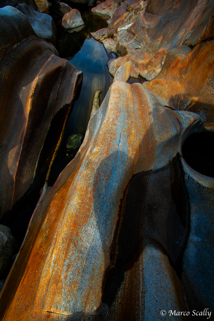 Astratto della Val Verzasca
