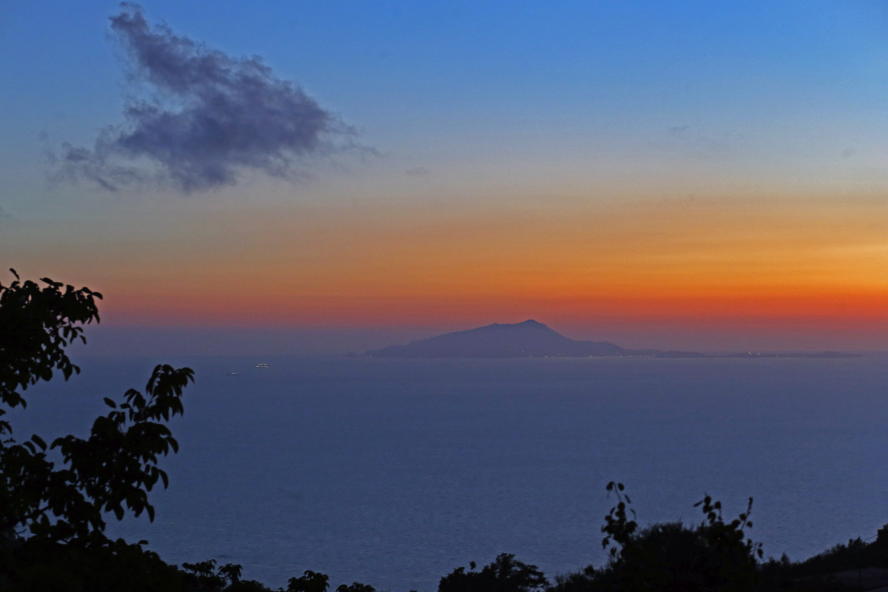 Tramonto sul Ischia