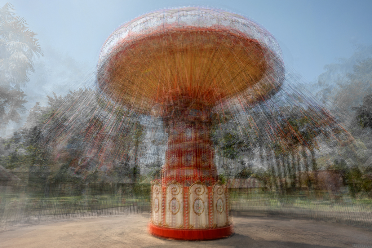Flying chair carousel