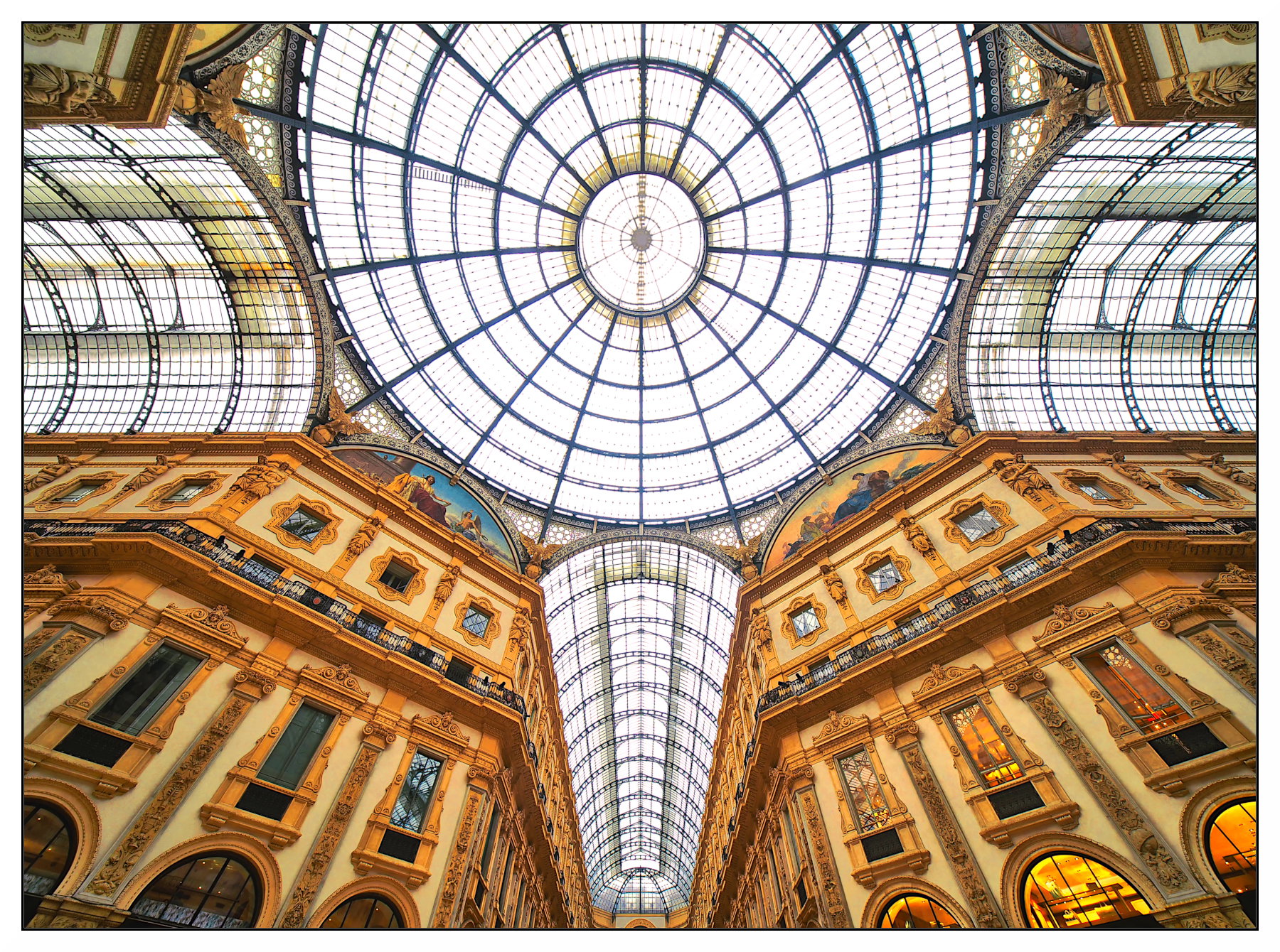 nella Galleria Vittorio Emanuele II
