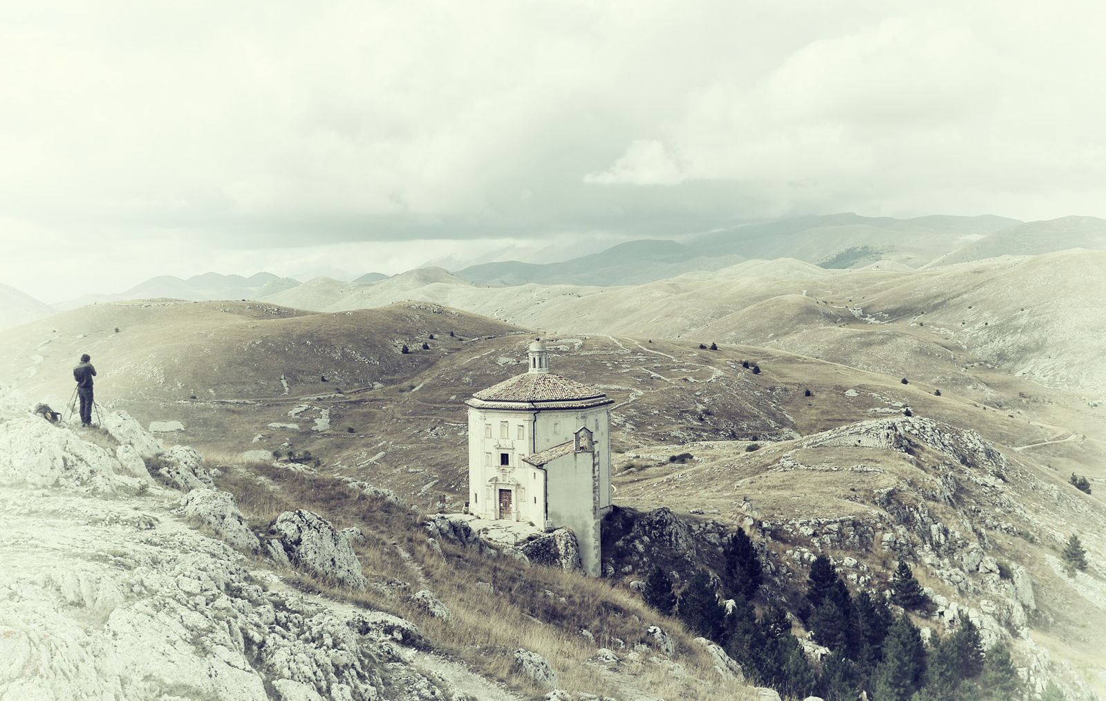 Rocca Calascio- Chiesa di Santa Maria della Piet�.