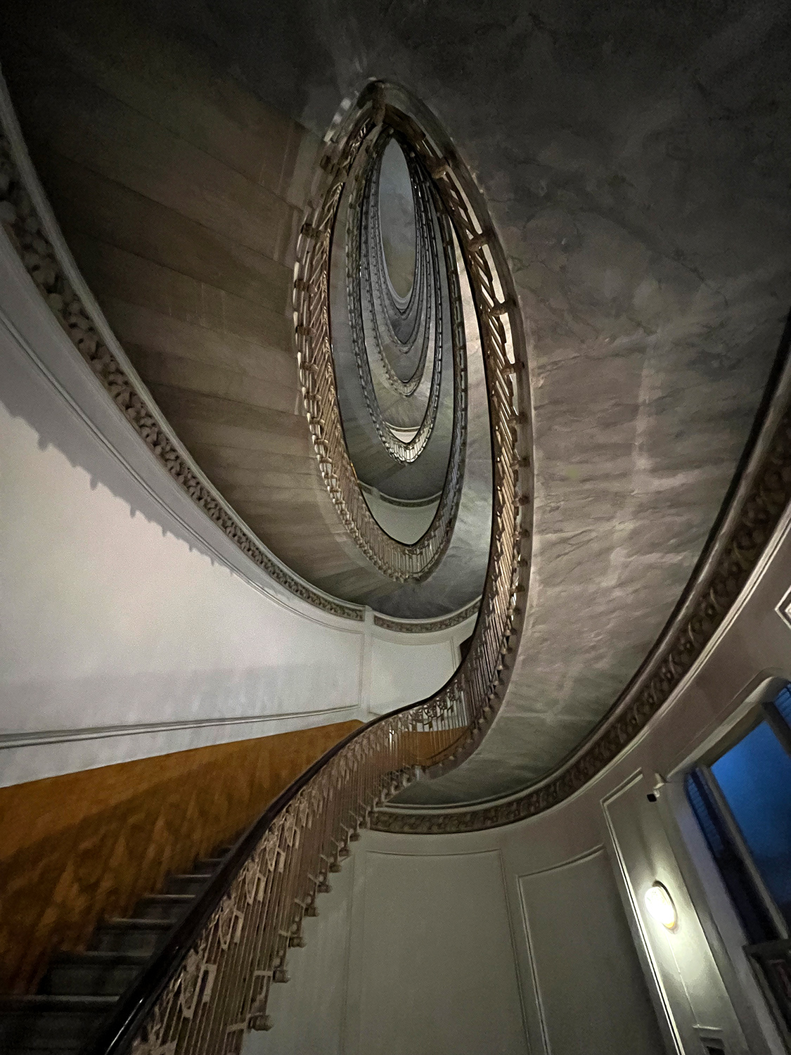 Napoli palazzo Mannajuolo