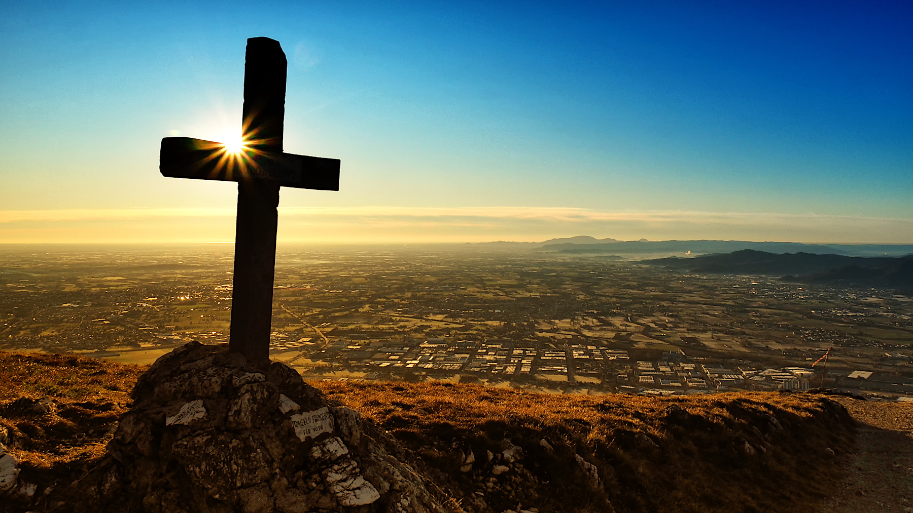 Sosta alla Stazione VIII 'Consola le donne'