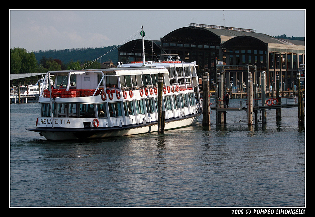 ...tutti a bordo....si parte