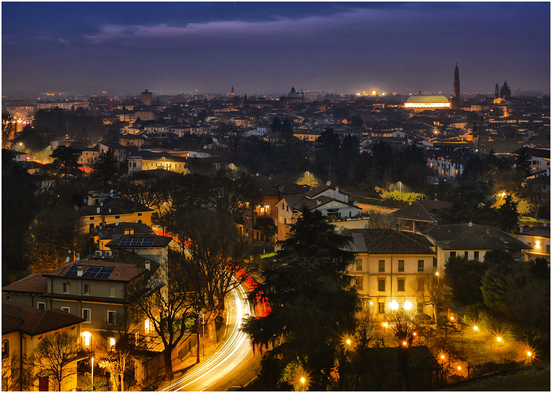 panorama notturno sulla citt�