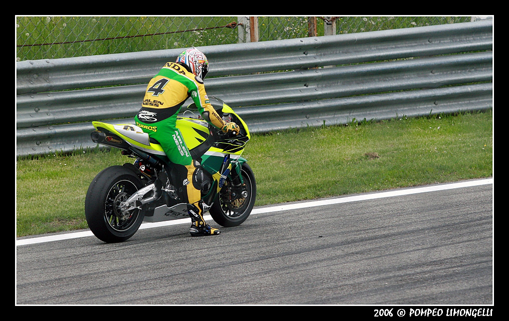 SBK - Monza 2006 - Prove di partenza (BARROS)