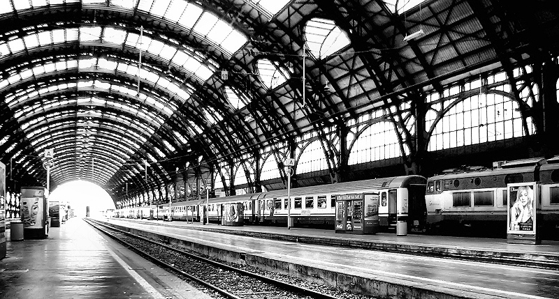 [Contest - Il Viaggio] Train To Infinity