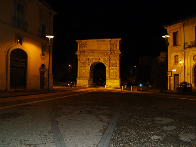 Arco Di Traiano